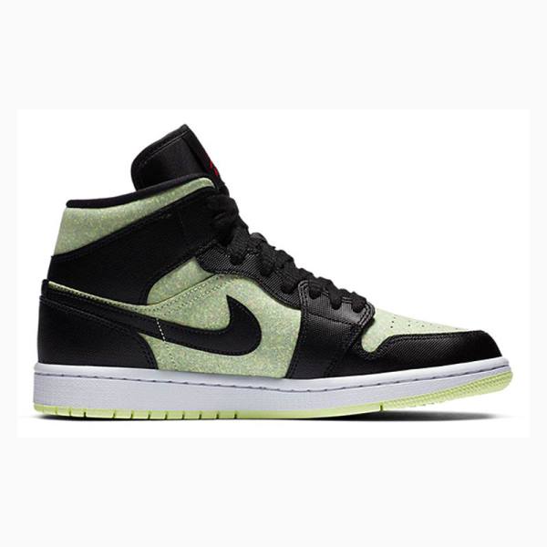 Black / Green Women's Nike Mid SE 'Black Barely Volt' Basketball Shoes Air Jordan 1 | JD-764YX