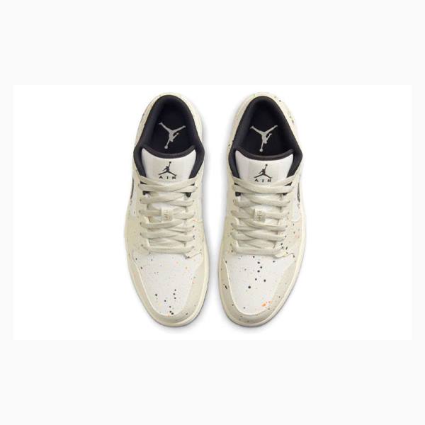 White / Black Men's Nike Low SE Brushstroke Sneakers Air Jordan 1 | JD-035QV